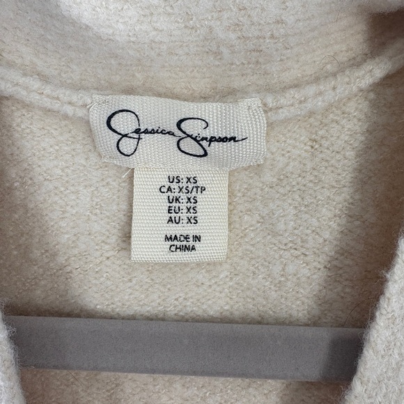 Jessica Simpson Cream Floral V-Neck Sweater Vest - Picture 4 of 8